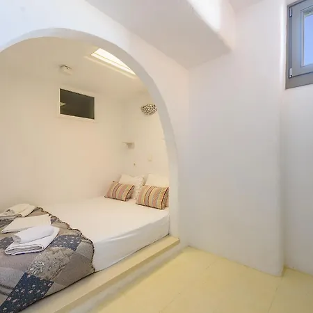 Seaside With Hot Tub, Vineyard, Shared Pool And View *