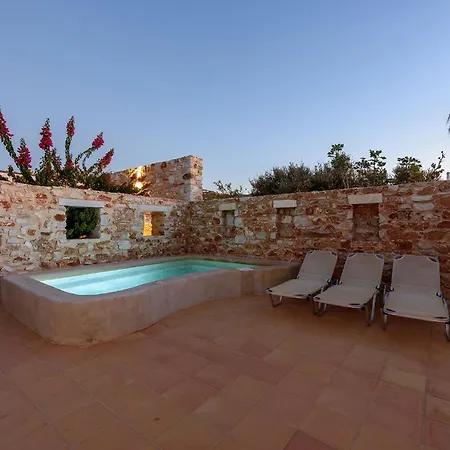 Seaside With Hot Tub, Vineyard, Shared Pool And View Holiday home